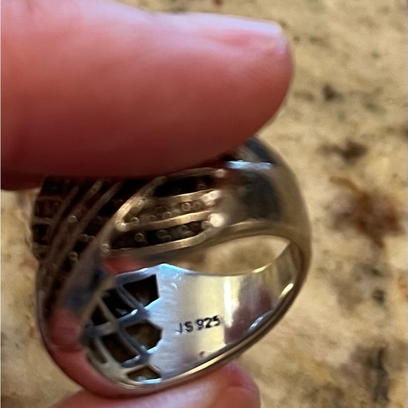 Black and white diamond band size 6, fits size 5.5. - Picture 8 of 10